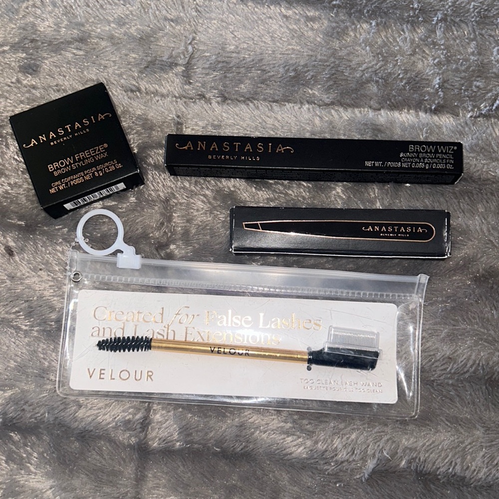Anastasia Beverly Hills bundle
